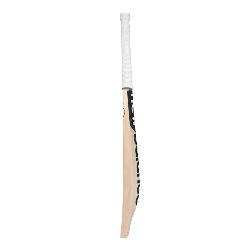 New Balance DC 1200 Pro Cricket Bat