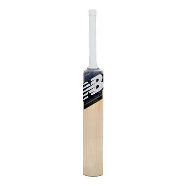 New Balance DC 200 Cricket Bat - 2026