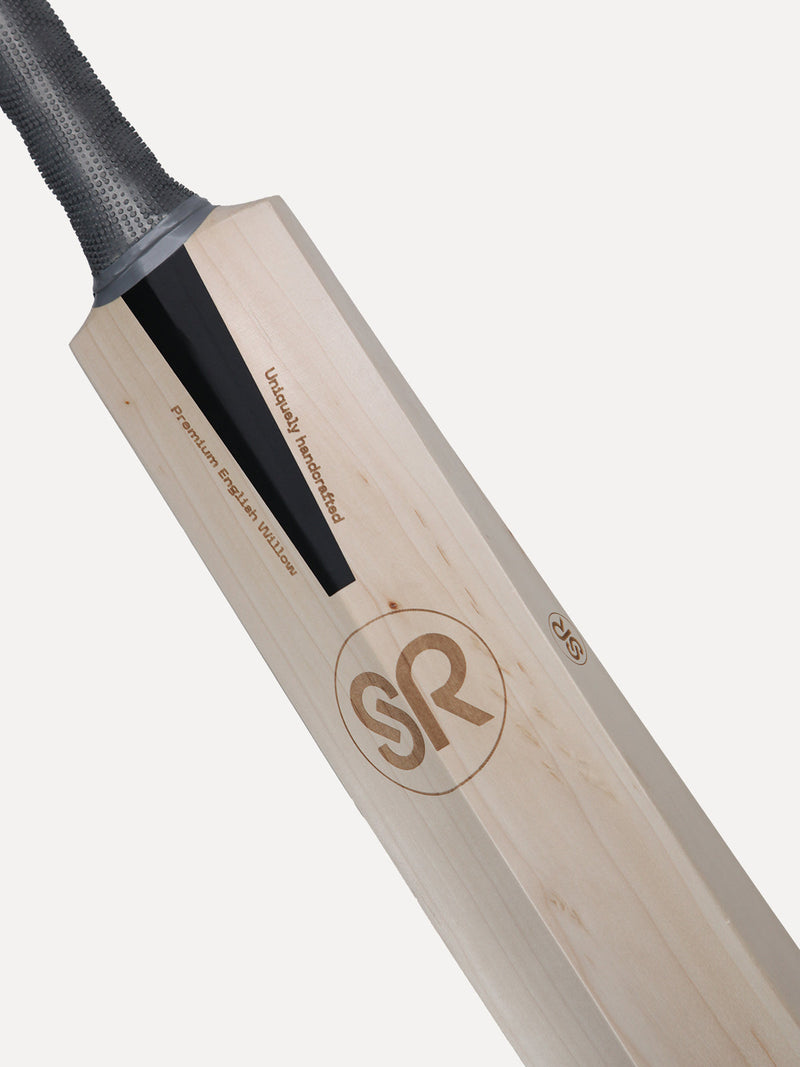 SR Hellcat Cricket bat