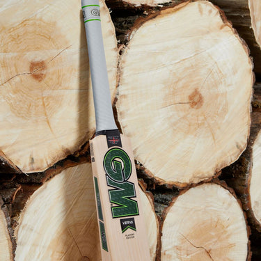 Gunn & Moore Saim Ayub Players Edition Cricket Bat