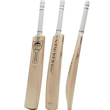 Newbery Legacy Pro Junior Cricket Bat