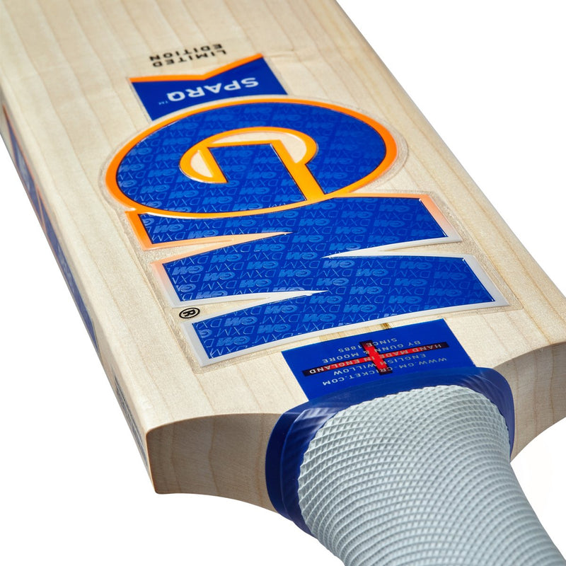Gunn & Moore Sparq 606 Junior Cricket Bat