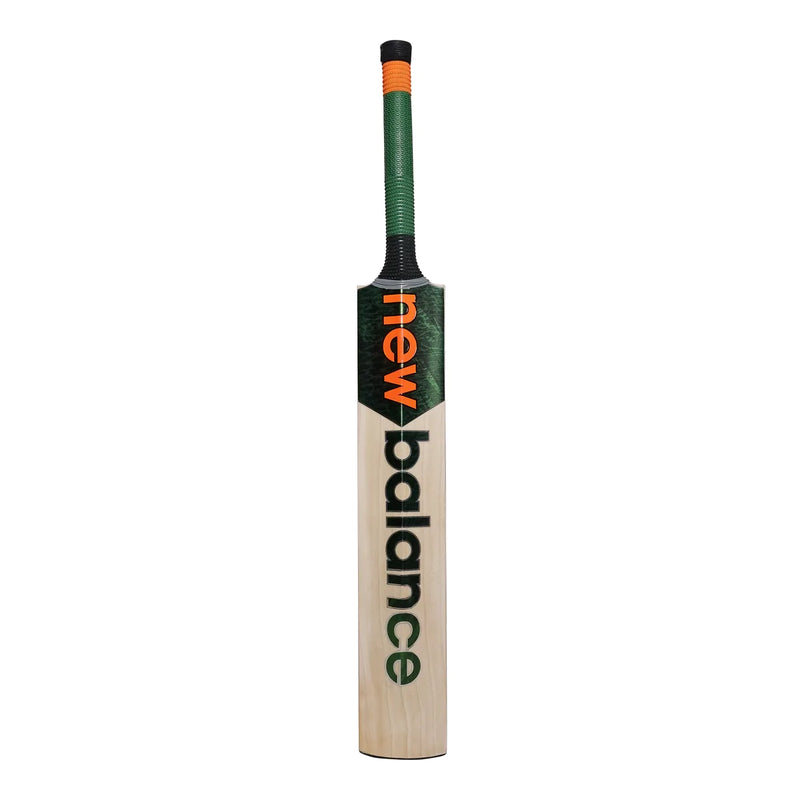 New Balance DC 580 Junior Cricket Bat